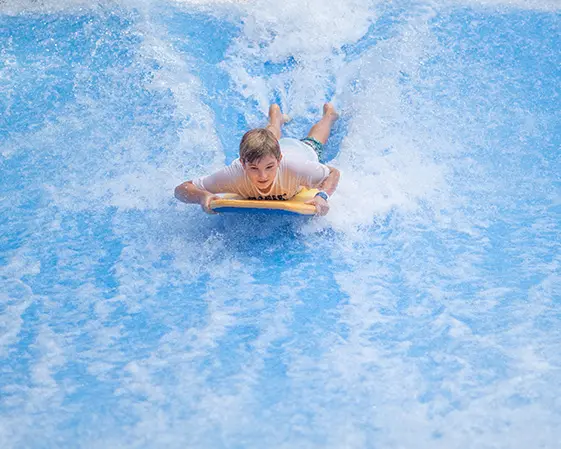 AQUA FLOW M  A surfing machine with a built-in water tank eliminates the need for civil or concrete work typically required for a water storage pool.